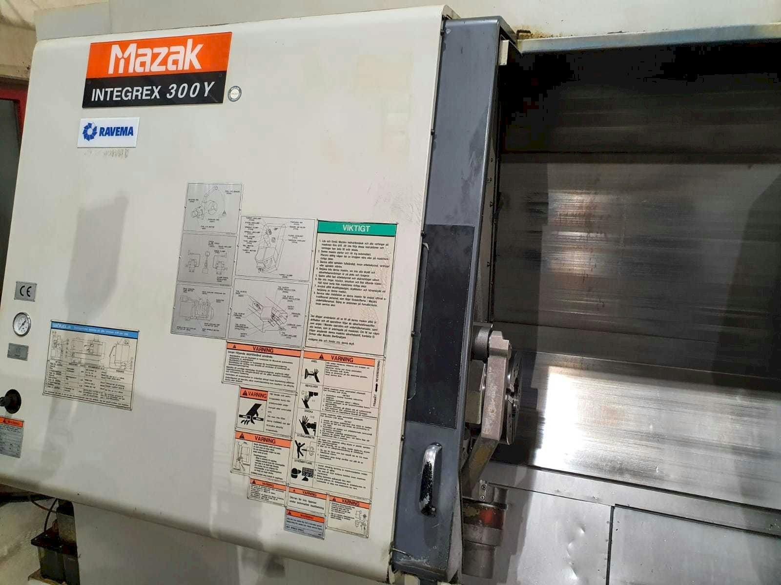 Makine  Mazak Integrex 300Y - Önden görünüm