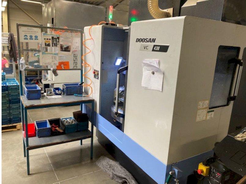 Makine  Doosan VC 430 - Önden görünüm