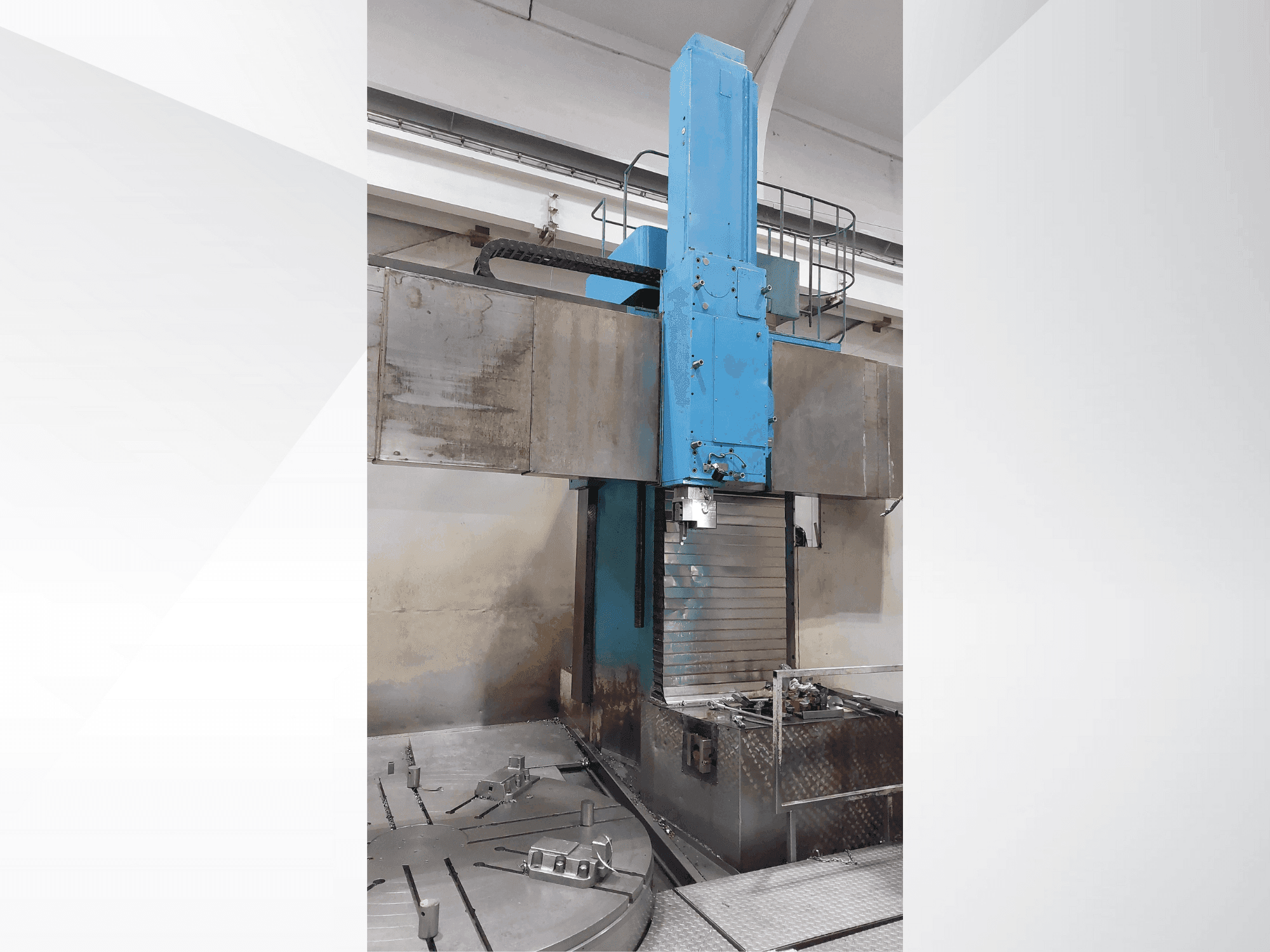 Makine  CKD SKJ 25/50 CNC - Önden görünüm