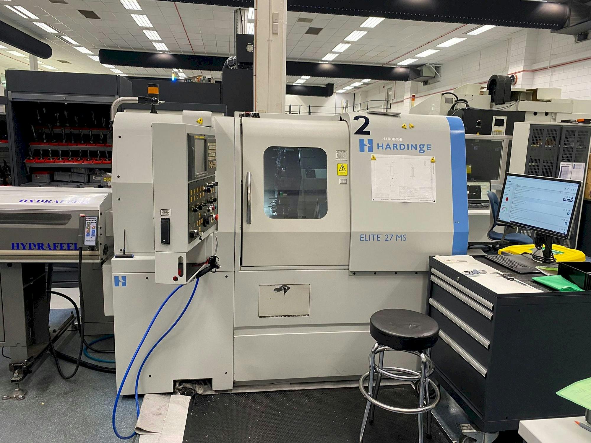 Makine  HARDINGE Elite 27MS - Önden görünüm