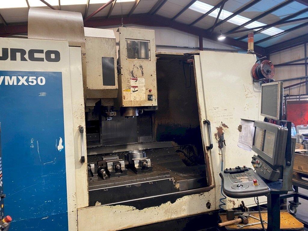 Makine  Hurco VMX 50/50T - Önden görünüm