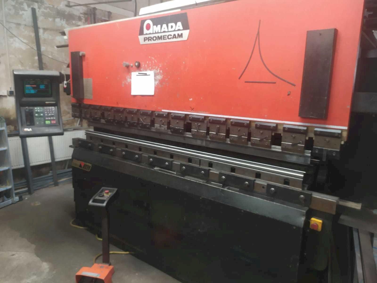 Makine  AMADA APX 100 30 - Önden görünüm