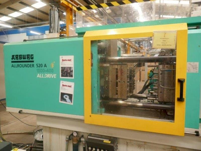 Makine  Arburg Allrounder 520 A 1500-400 - Önden görünüm