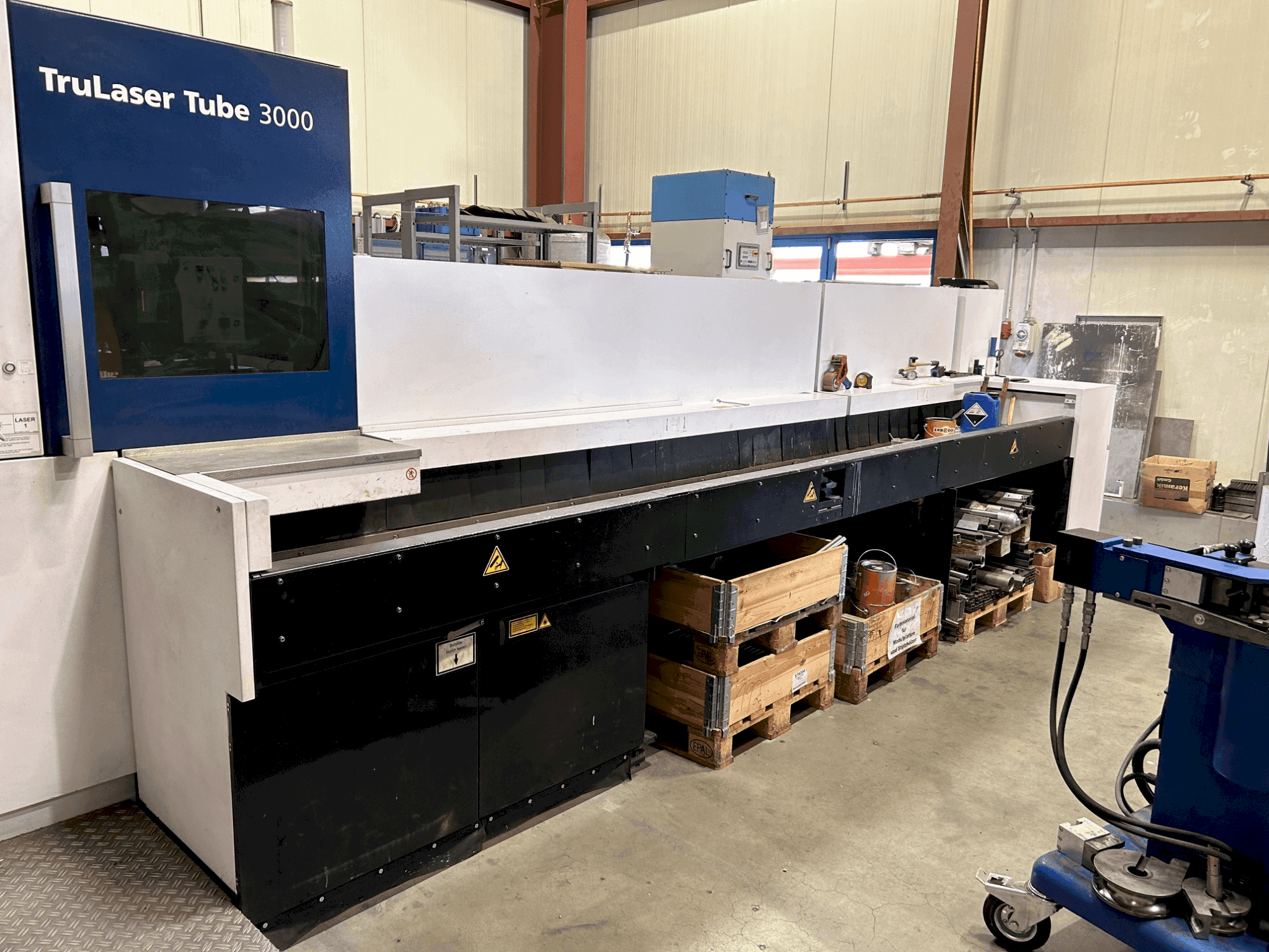 Makine  TRUMPF Tru Laser Tube 3000 Fiber - Önden görünüm