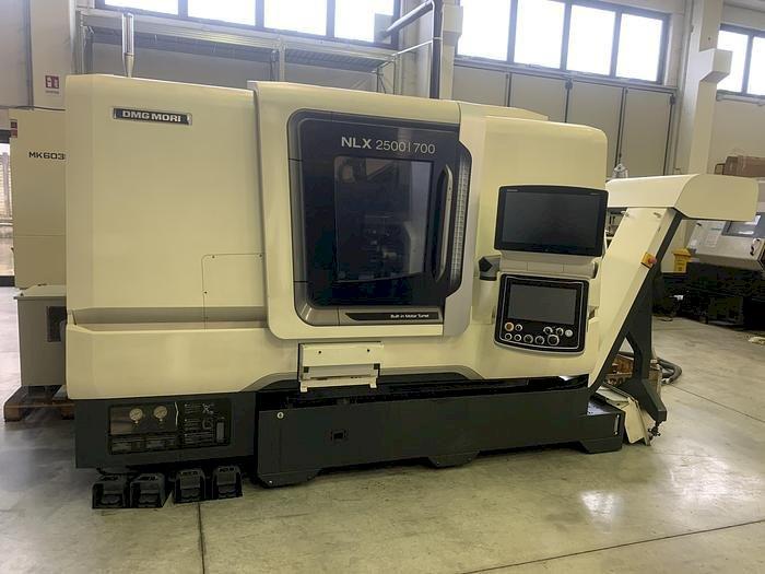 Makine  DMG MORI NLX 2500SY - Önden görünüm