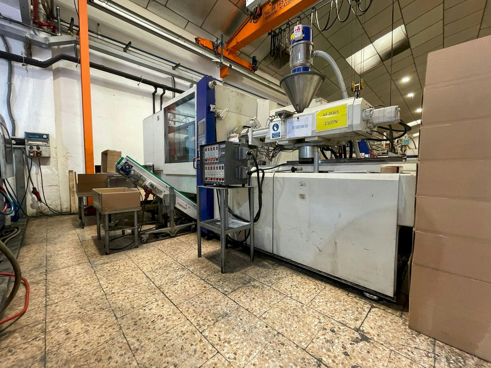 Makine  Battenfeld HM 210/1000 S - Sağ taraf görünümü