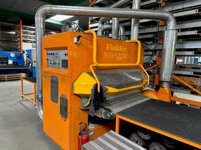 Makine  Fladder 300/GYRO-1300 VAC - Önden görünüm