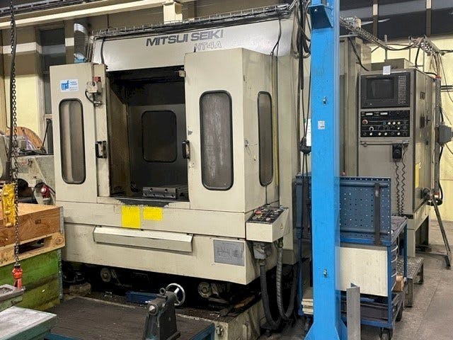 Makine  Mitsui Seiki HT4A - Önden görünüm