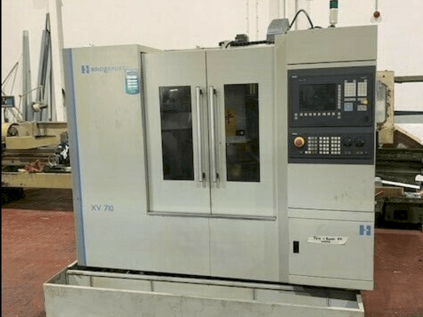 Makine  Bridgeport XV 710 - Önden görünüm