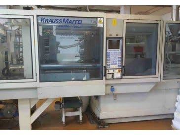 Makine  Krauss Maffei KM 280-1400 C3 - Önden görünüm