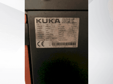 Makine  KUKA KR 90 R2700 pro - Önden görünüm