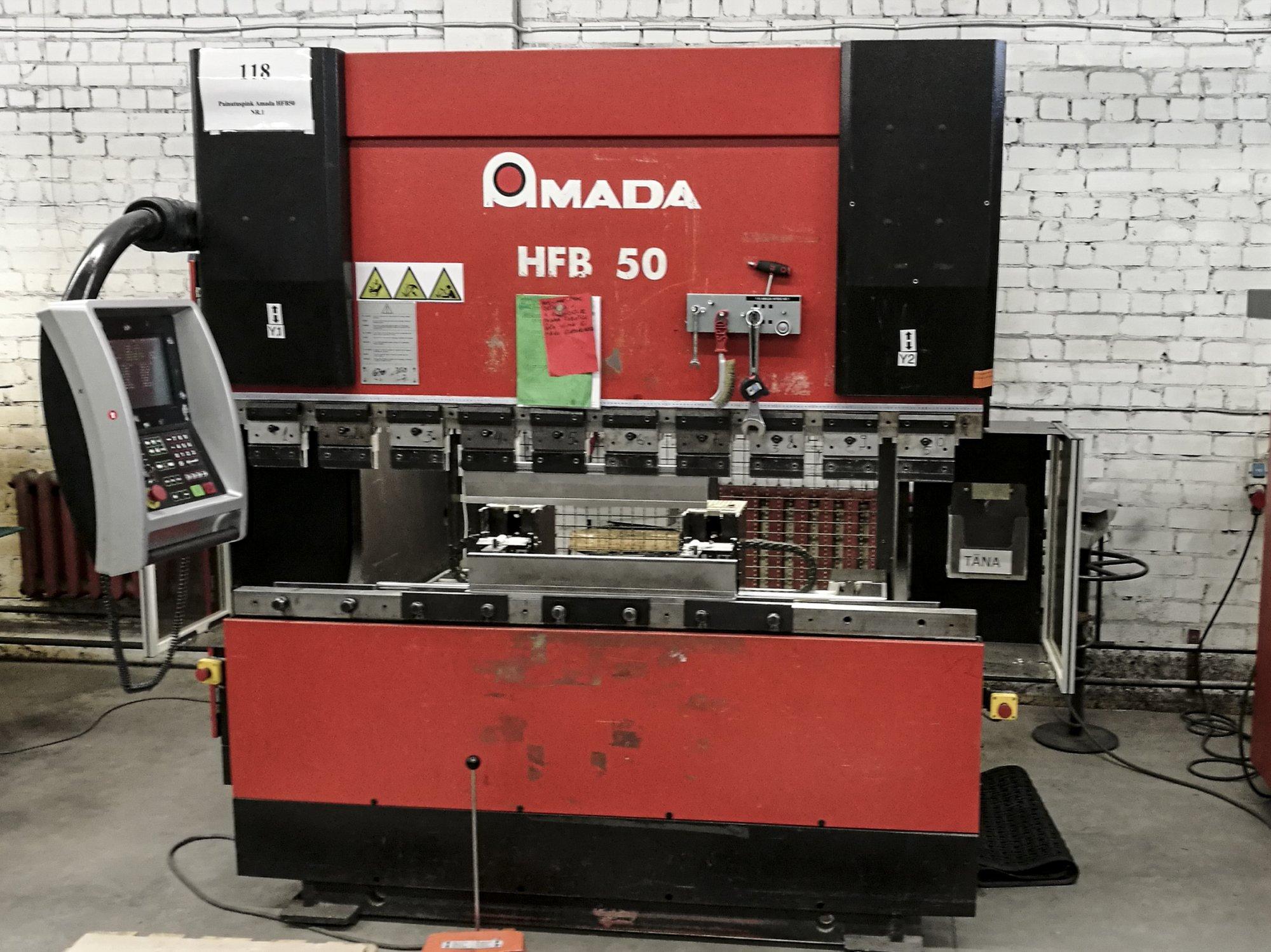 Makine  AMADA - Önden görünüm HFB 50