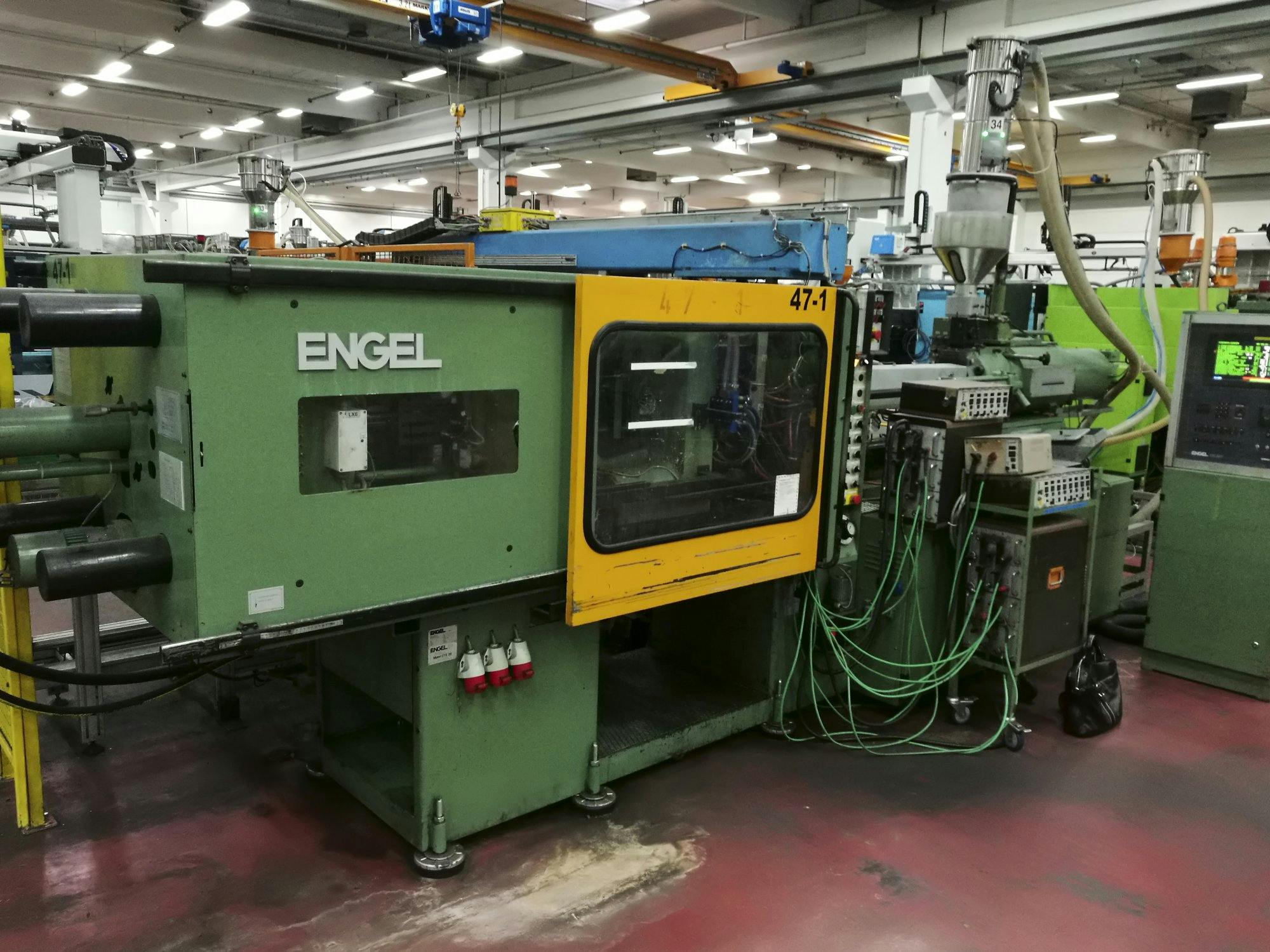 Makine  ENGEL - Sol görünüm ES 1300/200